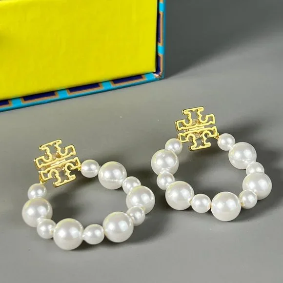 TORY BURCH Pearl Earrings - Picture 2 of 6